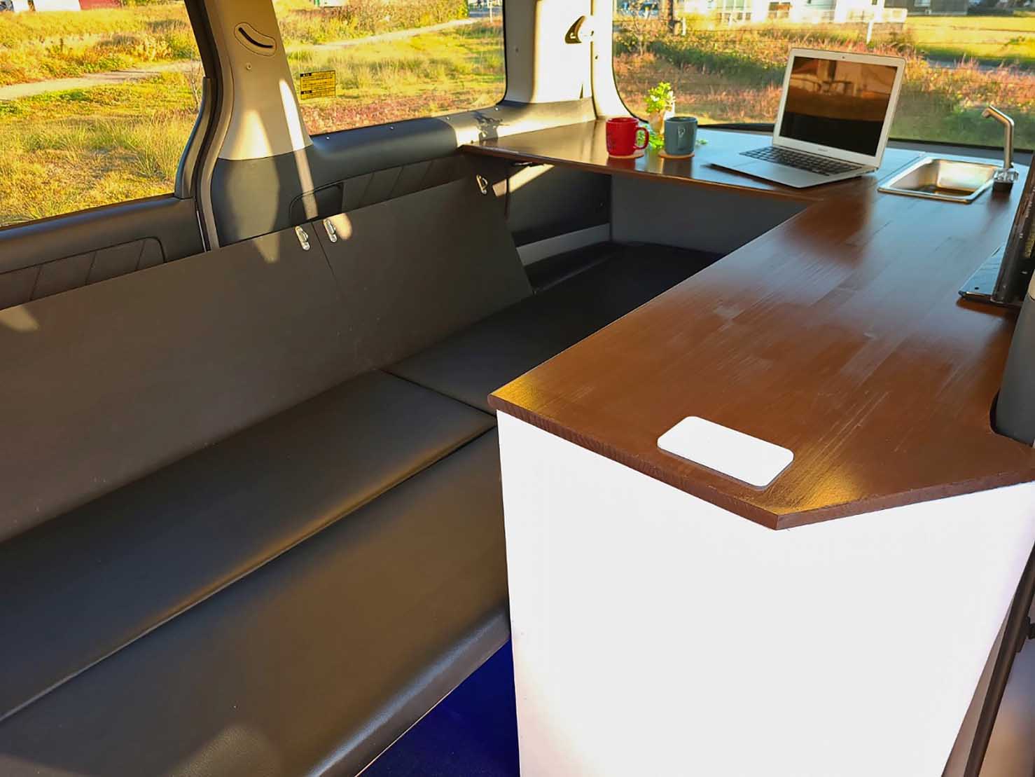 TOYOTA ALPHARD 10系 後期 キャンピングカー4