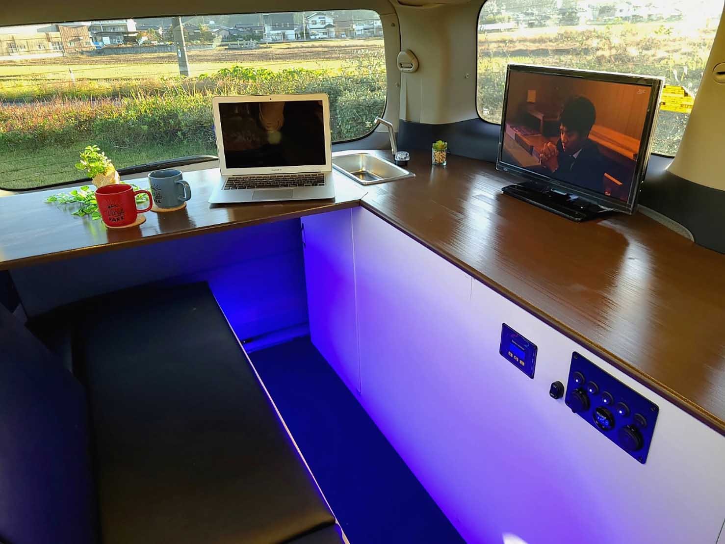 TOYOTA ALPHARD 10系 後期 キャンピングカー5