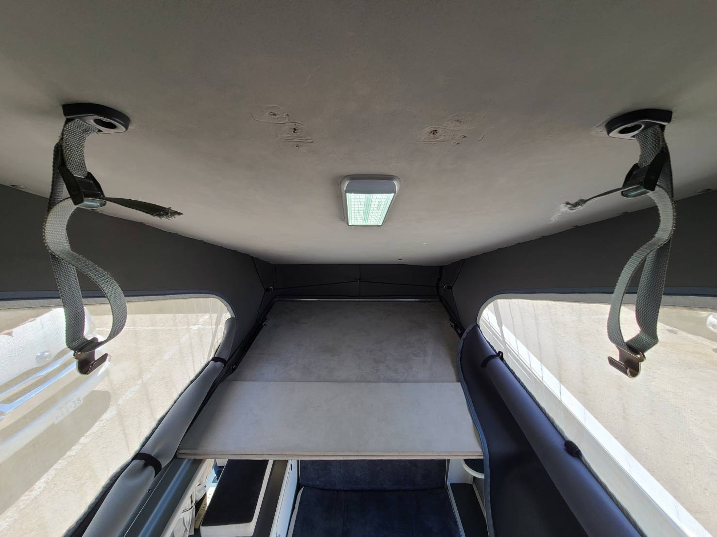 ハイエース ツェルトCP／ポップアップルーフ／東和モータース／バンコン中古車40