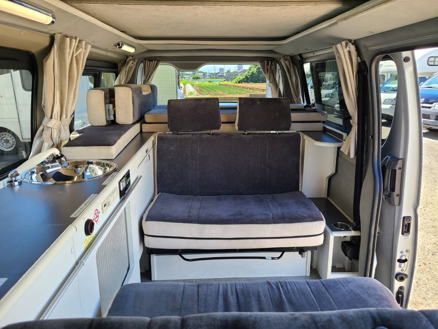 ハイエース ツェルトCP／ポップアップルーフ／東和モータース／バンコン中古車21