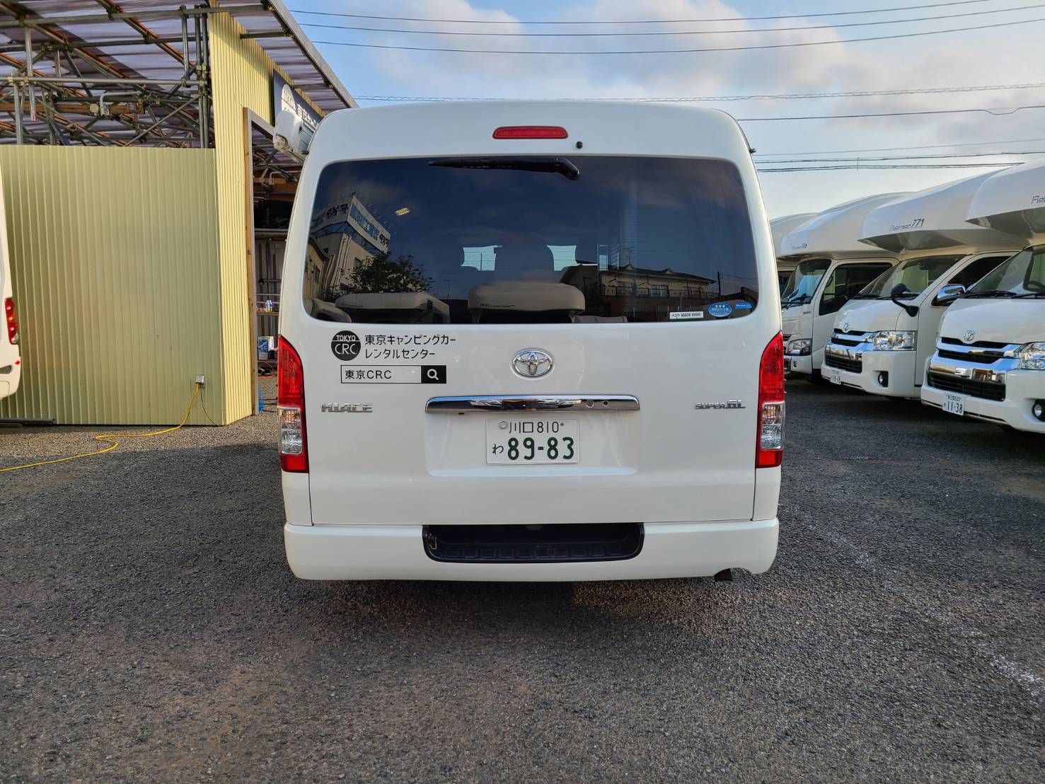 プレシャス ホワイトハウス ハイエースキャンパー 電動開閉式ポップアップ バンコン6