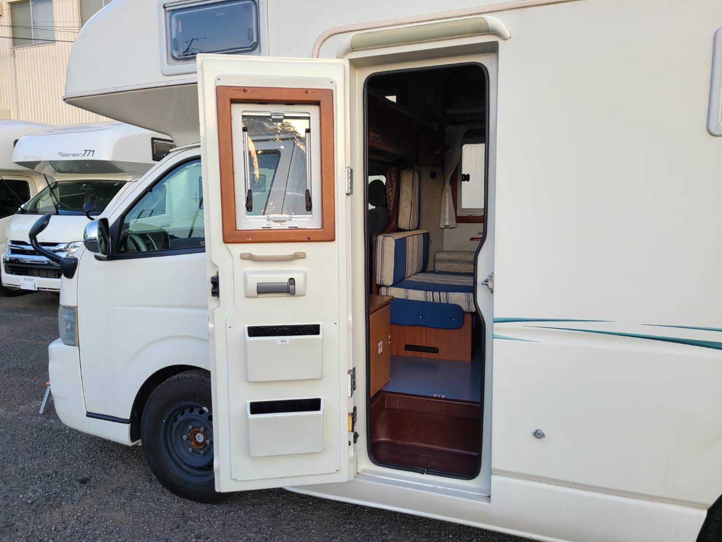 セレンゲティ トヨタ CBA-TRH214W改 キャブコンキャンピングカー37