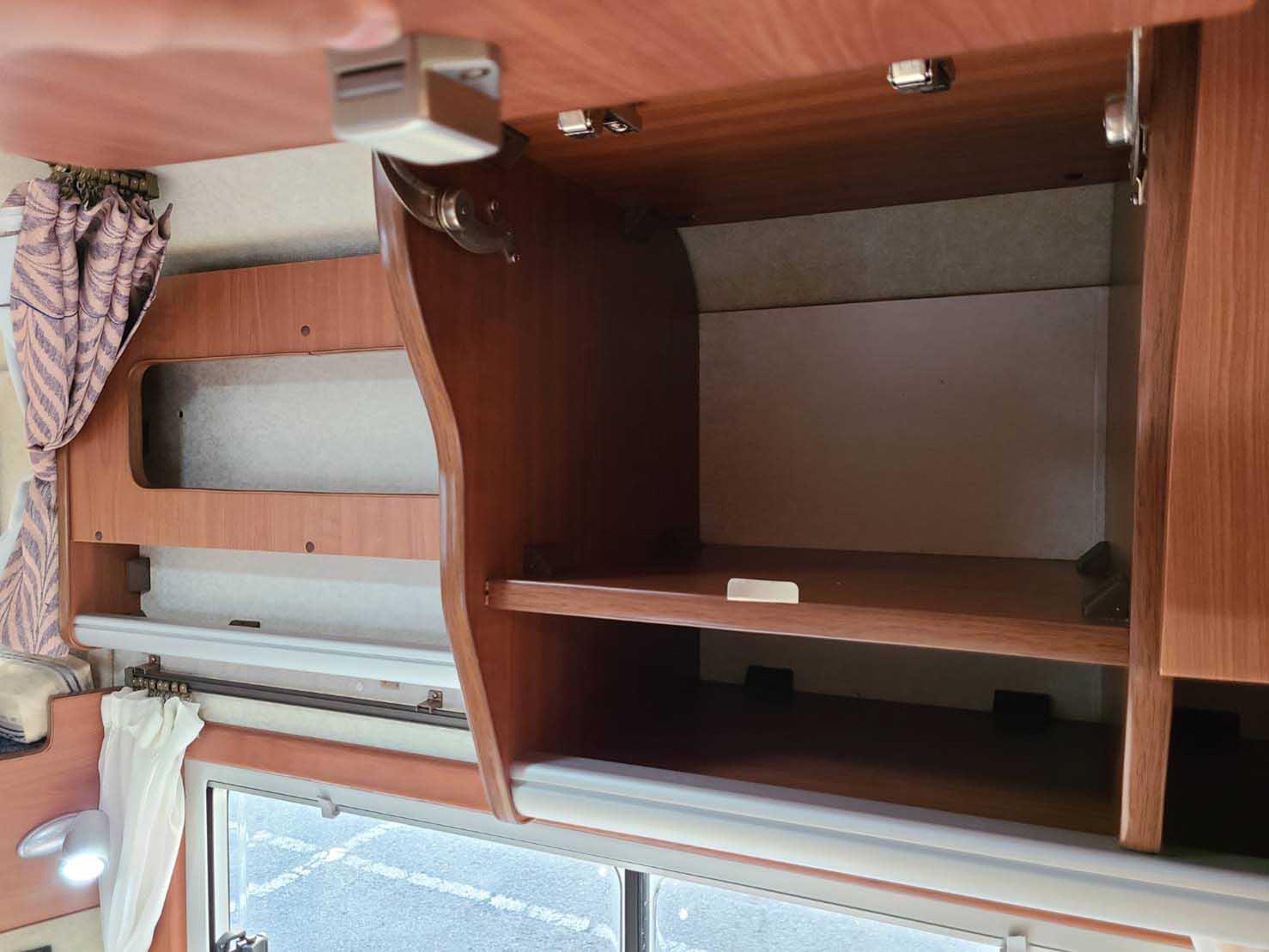 セレンゲティ トヨタ CBA-TRH214W改 キャブコンキャンピングカー23