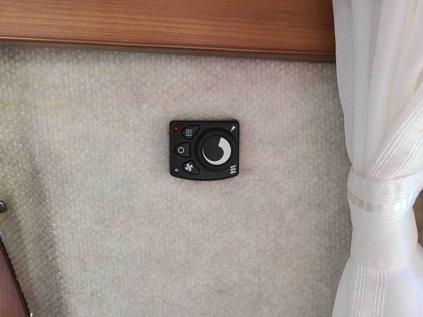 セレンゲティ トヨタ CBA-TRH214W改 キャブコンキャンピングカー28