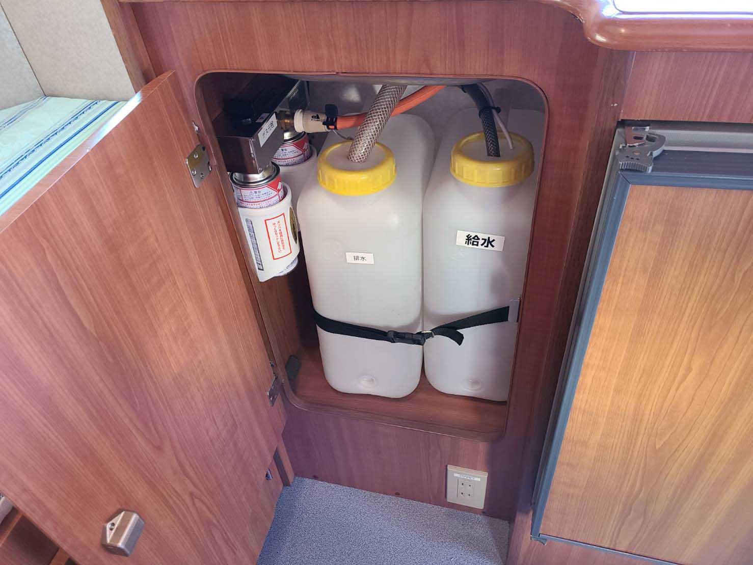 セレンゲティ トヨタ CBA-TRH214W改 キャブコンキャンピングカー31