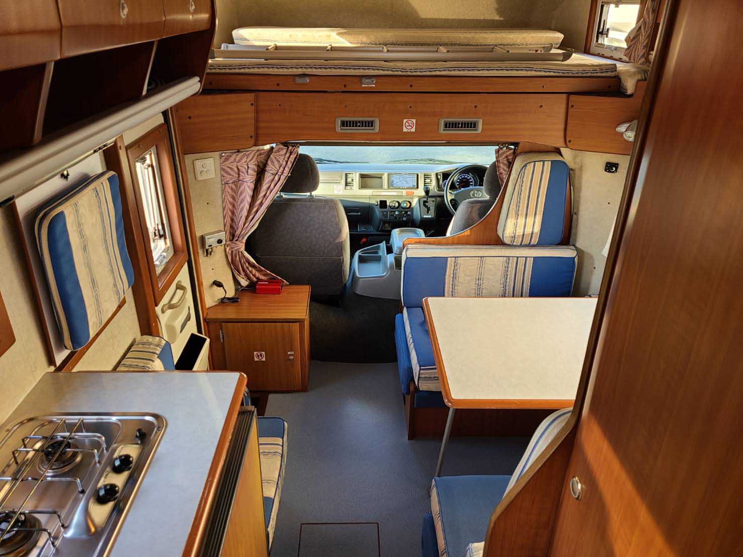 セレンゲティ トヨタ CBA-TRH214W改 キャブコンキャンピングカー21