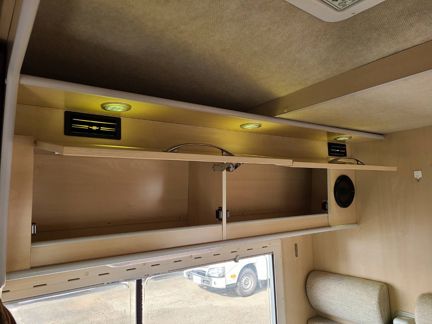 コルドバンクス  バンテック キャブコン/TOYOTAカムロード/キャンピングカー中古車42