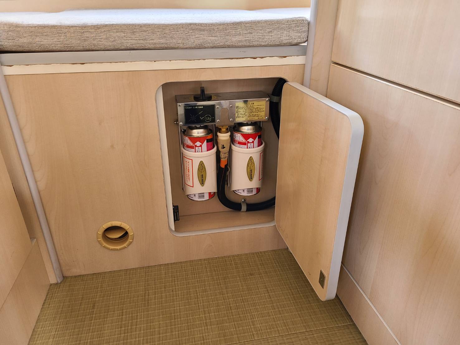 コルドバンクス  バンテック キャブコン/TOYOTAカムロード/キャンピングカー中古車34