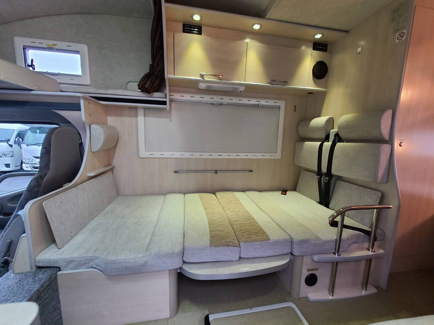 コルドバンクス  バンテック キャブコン/TOYOTAカムロード/キャンピングカー中古車30