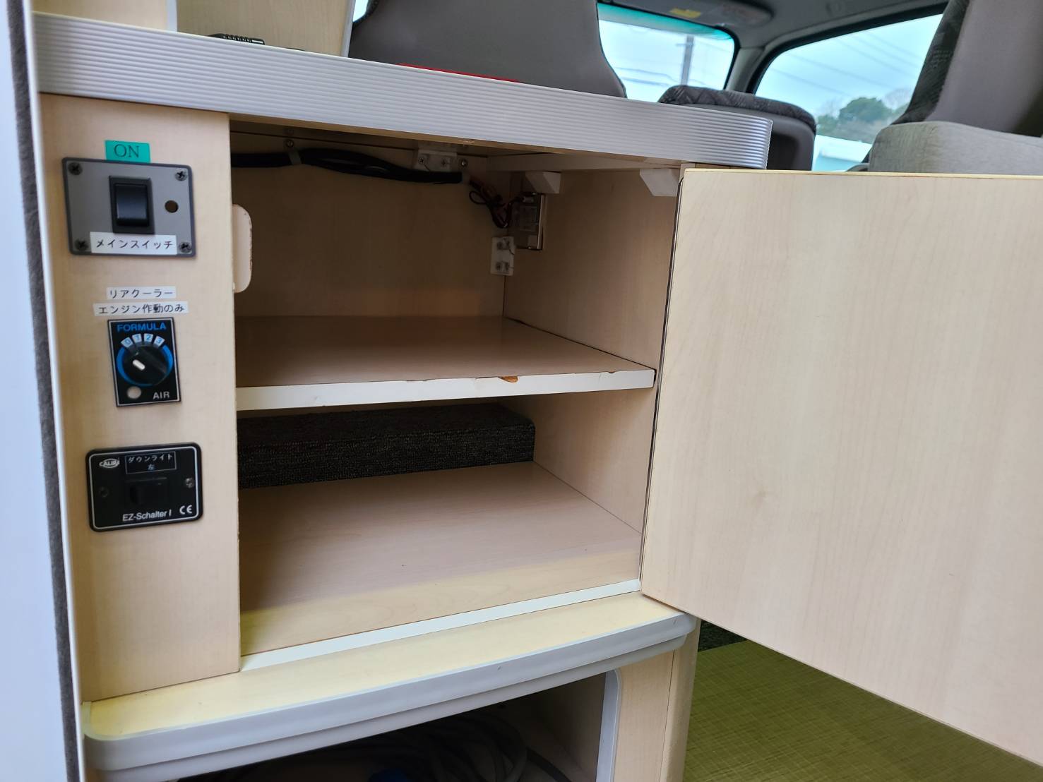 コルドバンクス  バンテック キャブコン/TOYOTAカムロード/キャンピングカー中古車38