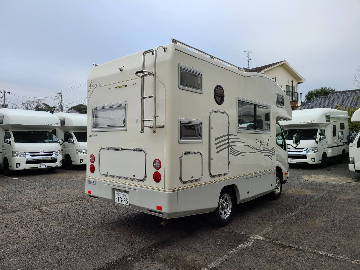 コルドバンクス  バンテック キャブコン/TOYOTAカムロード/キャンピングカー中古車6