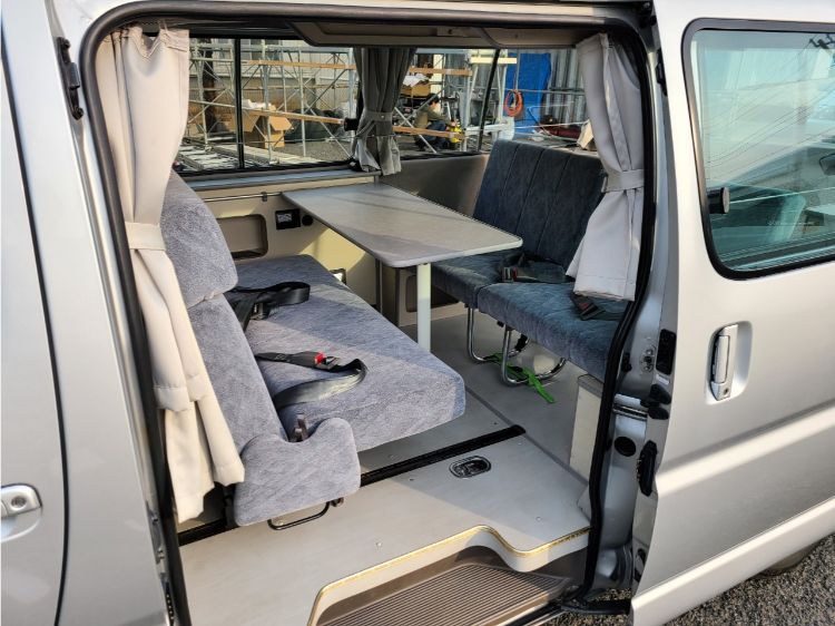 グランドハイエース フェネックカーゴ 4WD9