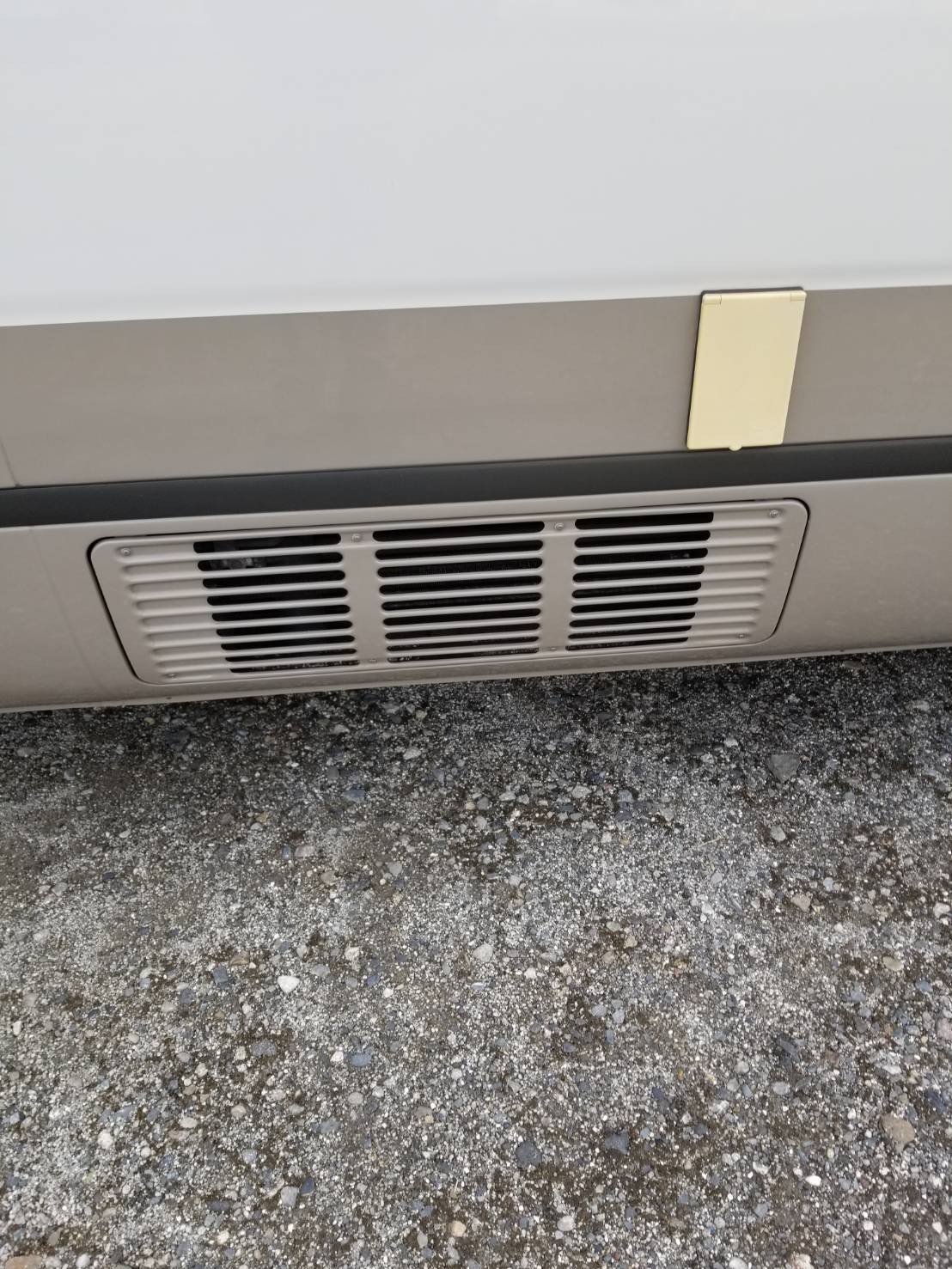 コースター バスコン キャンピングカー 8ナンバー登録44