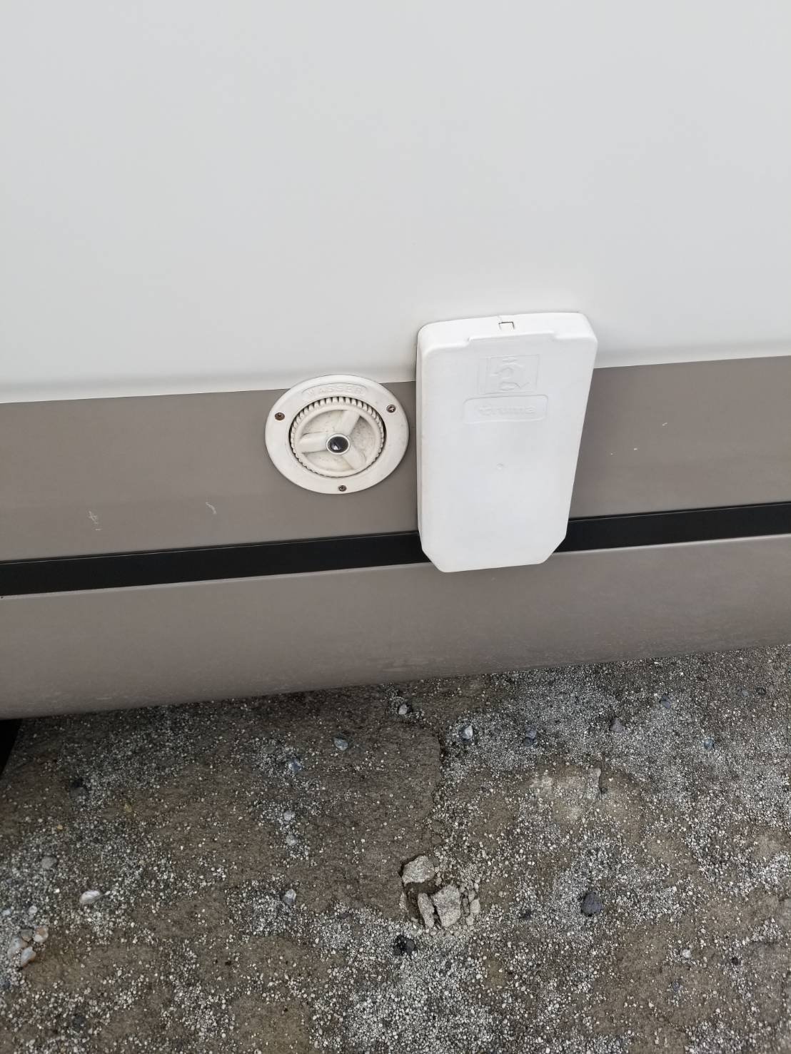 コースター バスコン キャンピングカー 8ナンバー登録43