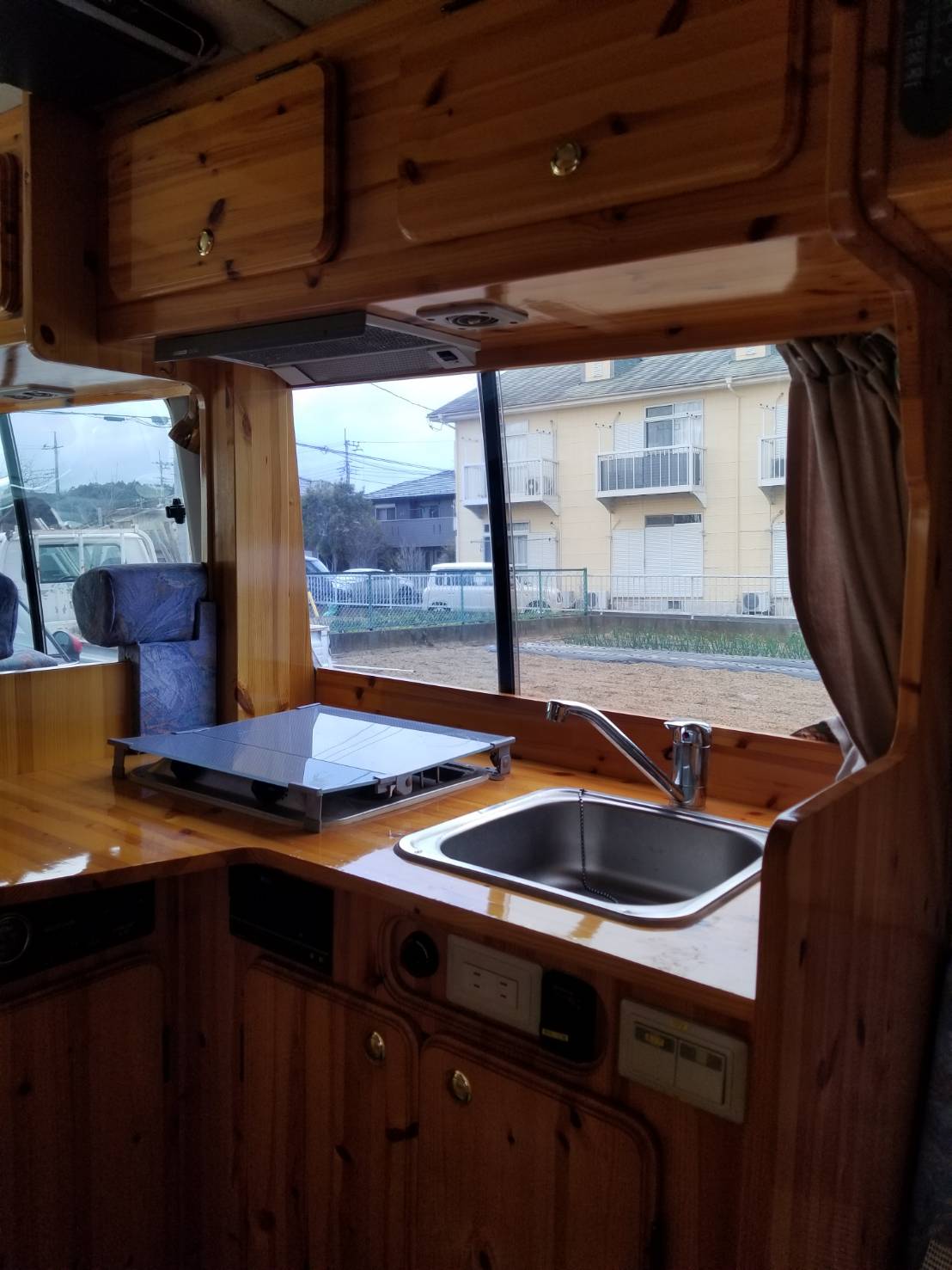 コースター バスコン キャンピングカー 8ナンバー登録12