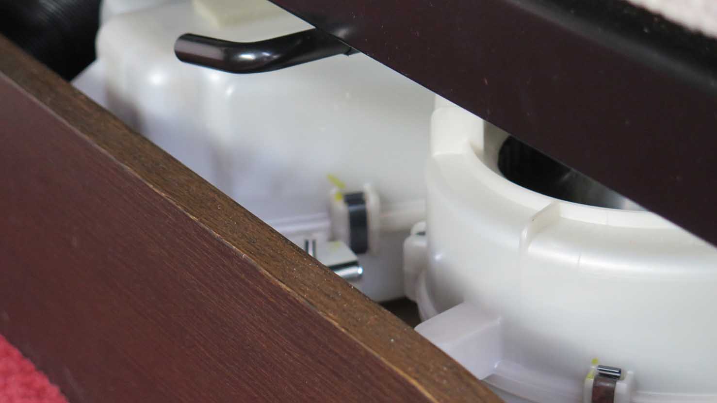 トイファクトリー アルコーバ グランド仕様 ハイエース ディーゼル4WD18