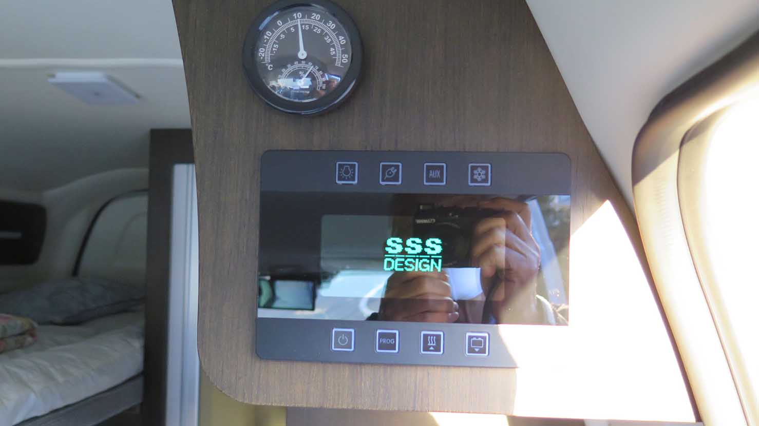 トイファクトリー アルコーバ グランド仕様 ハイエース ディーゼル4WD20