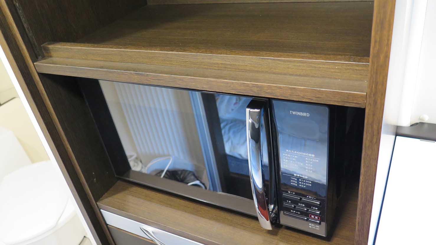 トイファクトリー アルコーバ グランド仕様 ハイエース ディーゼル4WD21