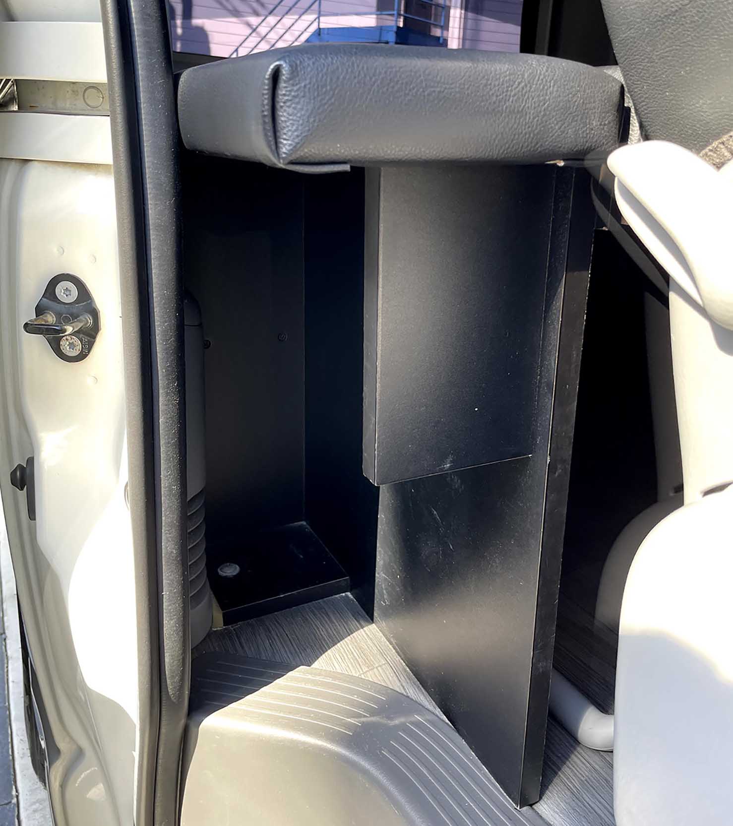 ハイエース 車中泊仕様（200系2型後期）10