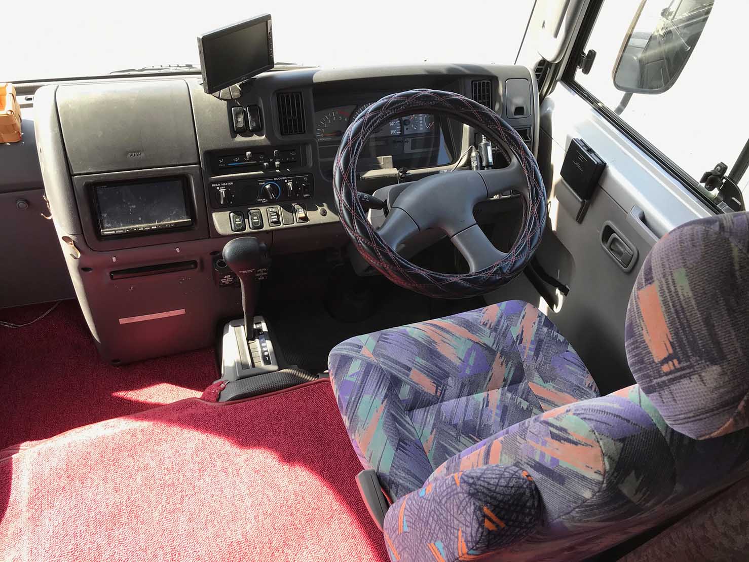 シビリアン バスコン キャンピングカー 8ナンバー登録6