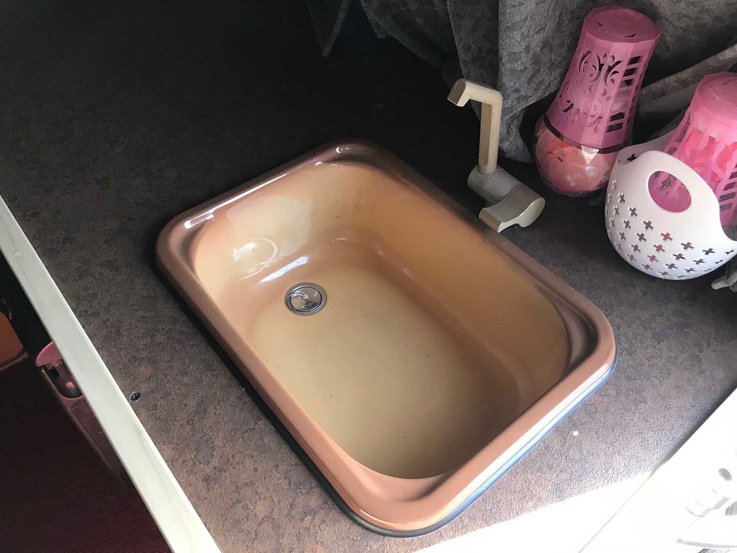 シビリアン バスコン キャンピングカー 8ナンバー登録19