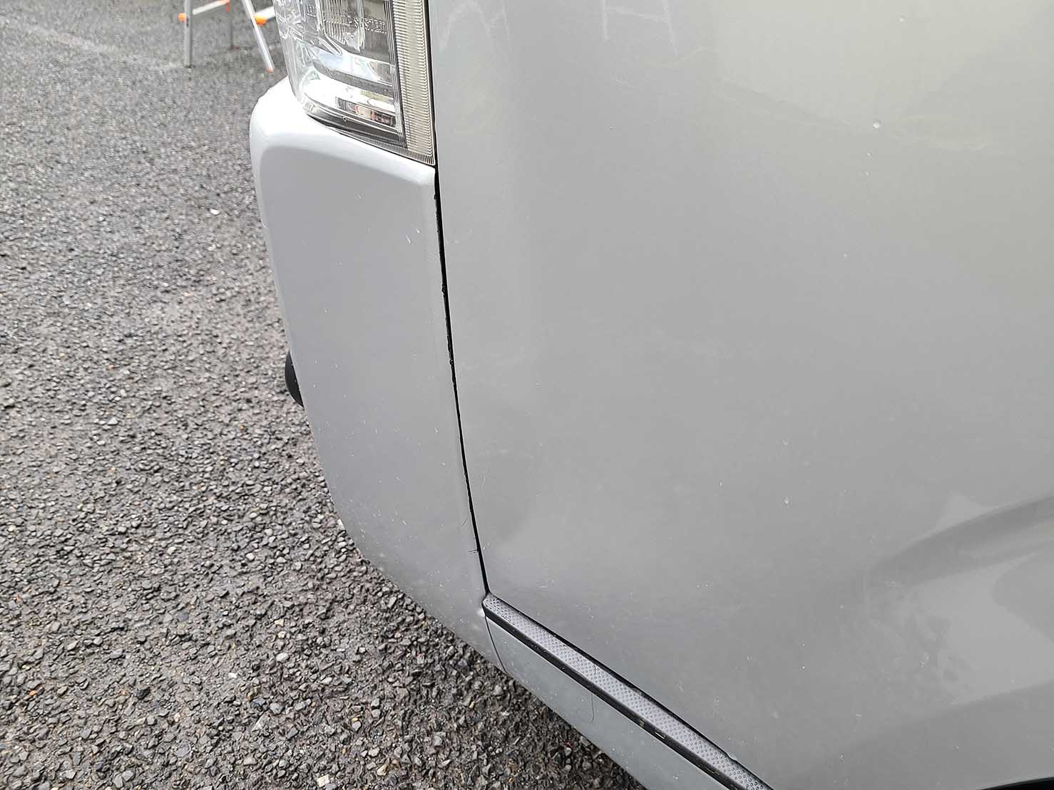 プレシャス ホワイトハウス ハイエースキャンパー 電動開閉式ポップアップ バンコン54