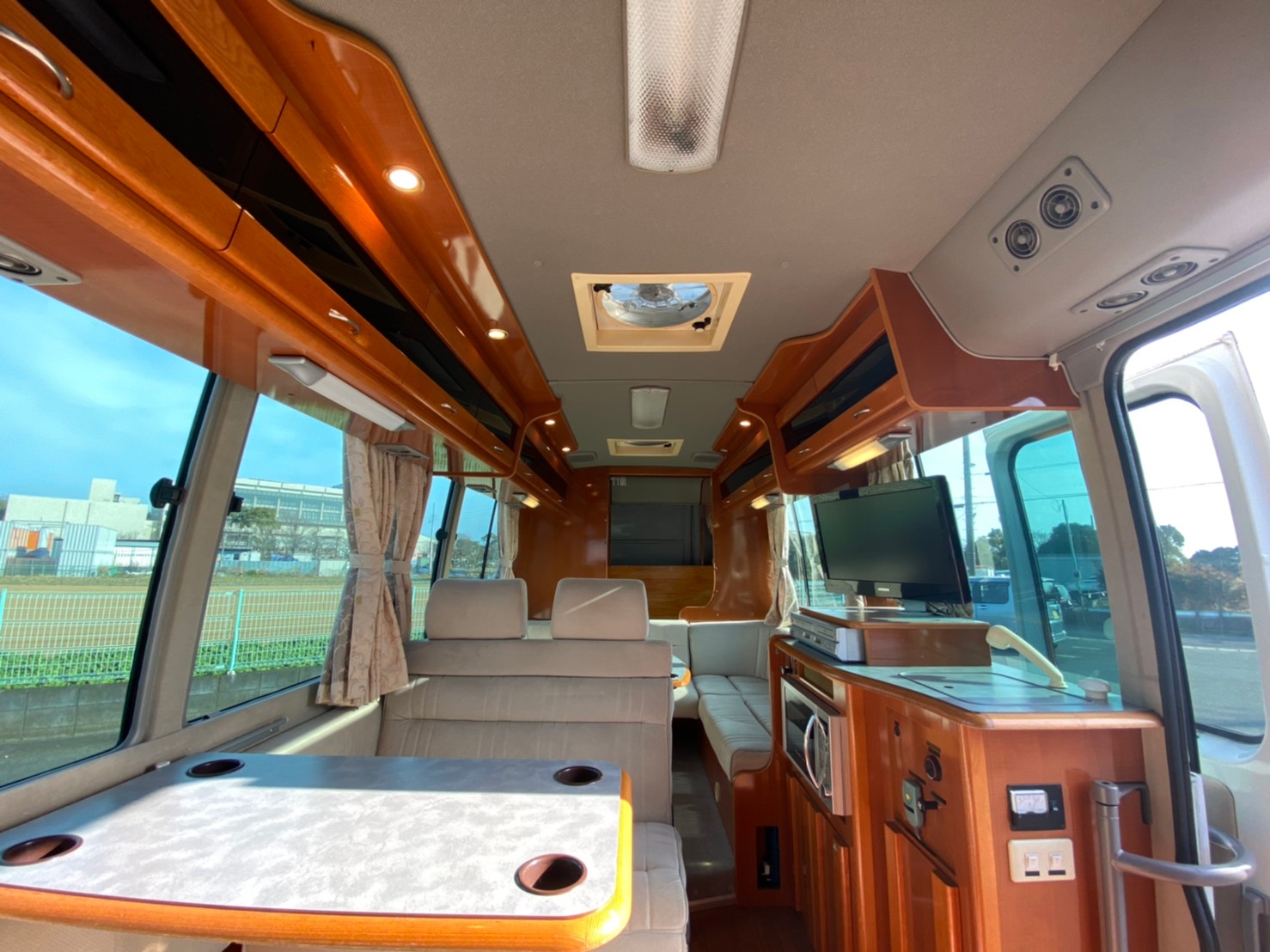 Land saloon（ランドサルーン）10