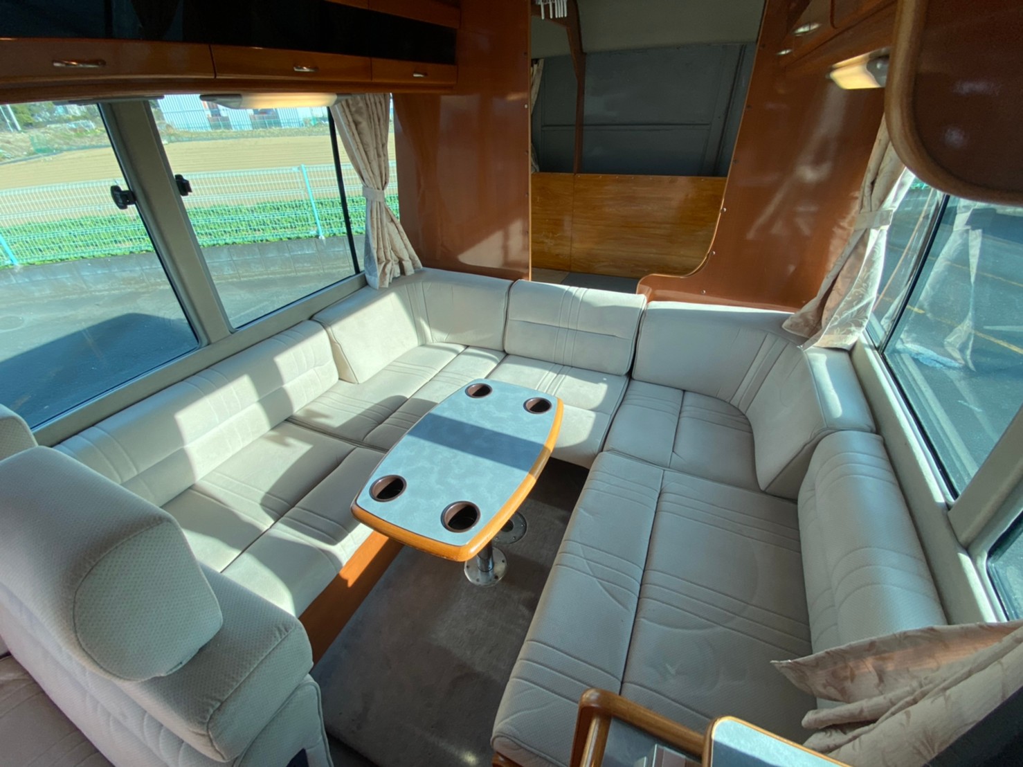 Land saloon（ランドサルーン）8