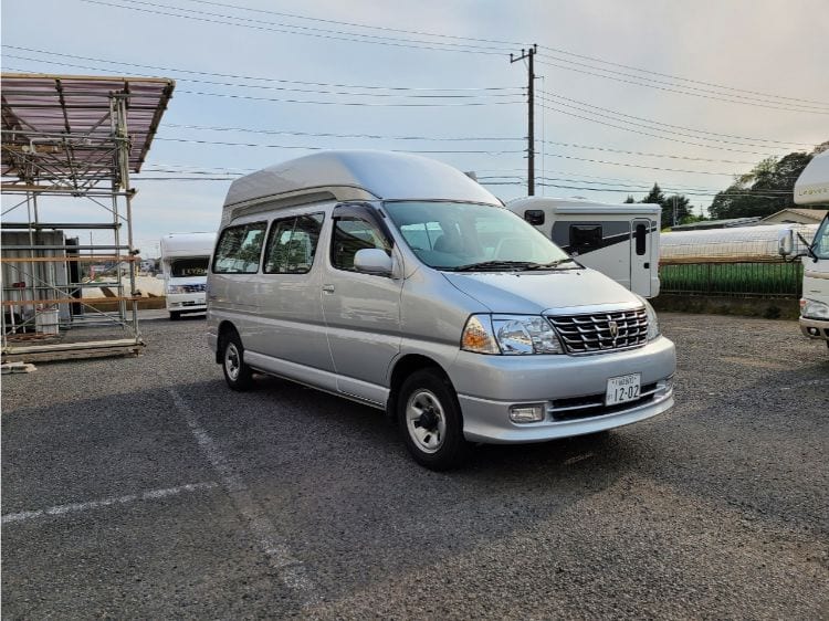 グランドハイエース フェネックカーゴ 4WD3